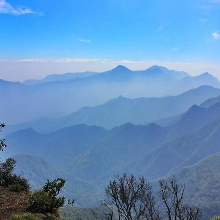 Aura Crimson Vistas Hotel Kodaikanal Eksteriør billede