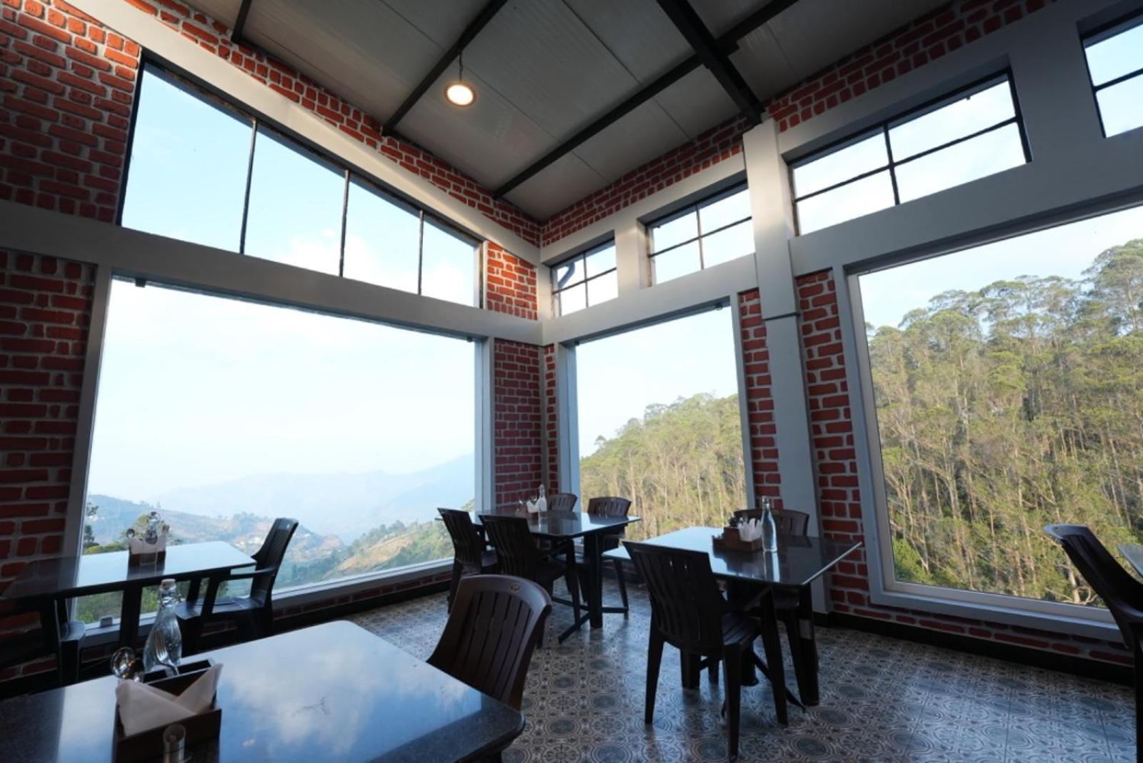 Aura Crimson Vistas Hotel Kodaikanal Eksteriør billede