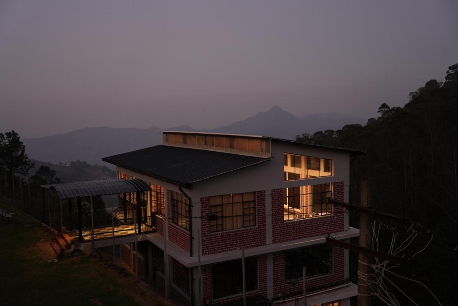 Aura Crimson Vistas Hotel Kodaikanal Eksteriør billede