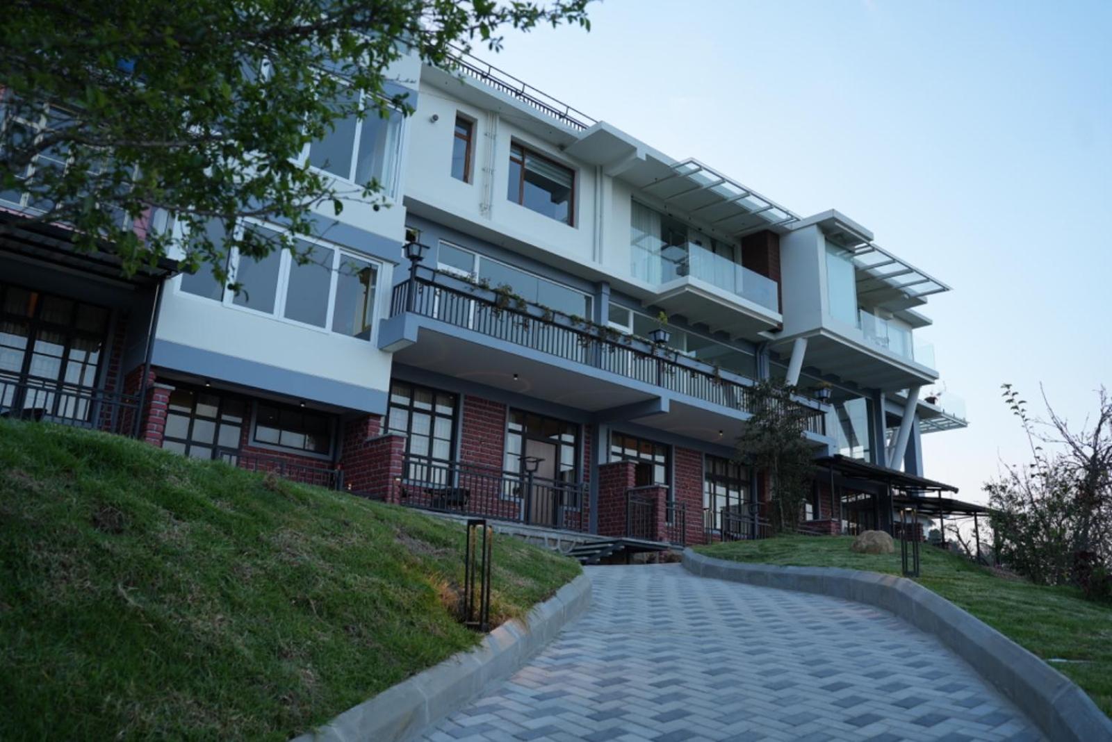 Aura Crimson Vistas Hotel Kodaikanal Eksteriør billede