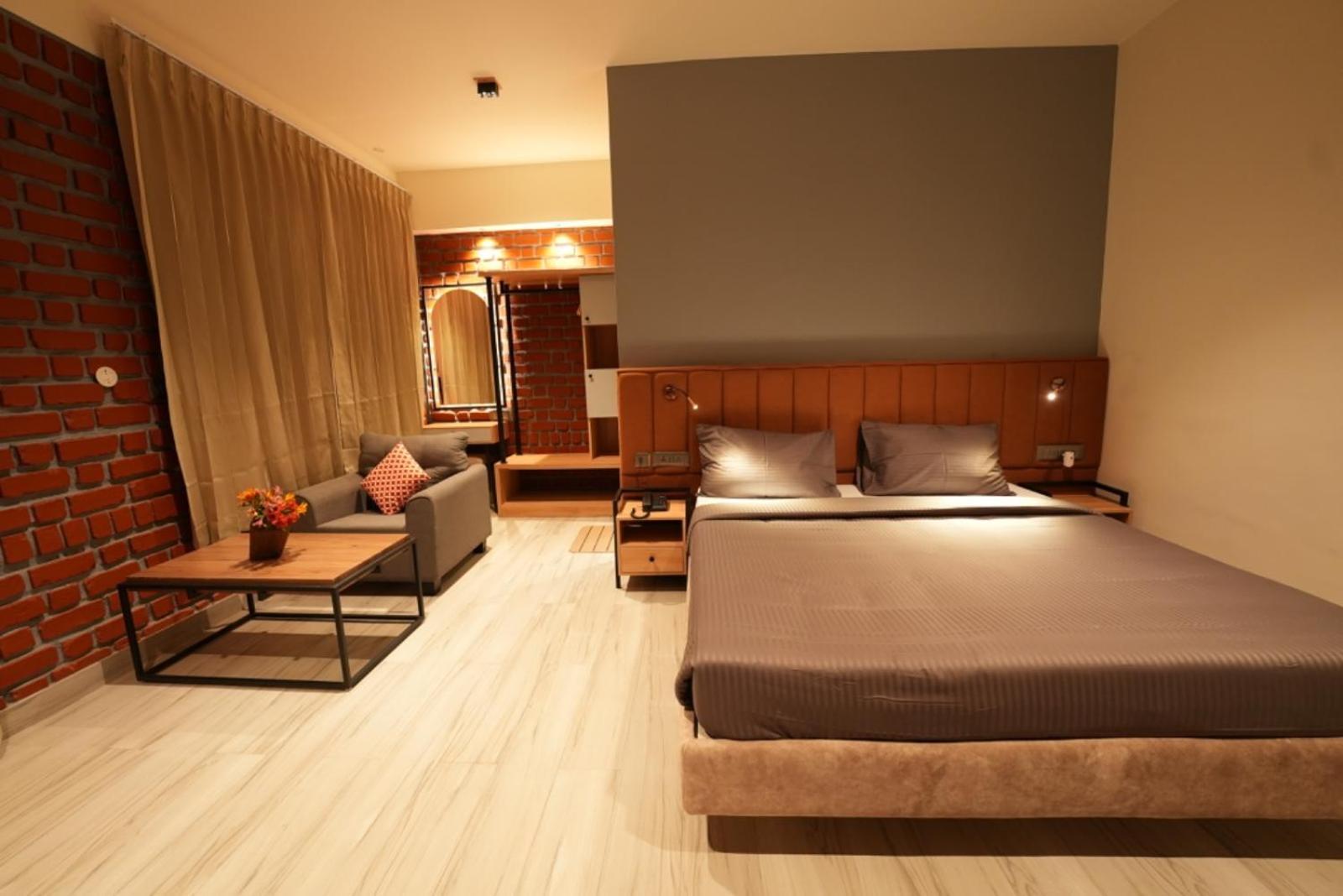 Aura Crimson Vistas Hotel Kodaikanal Værelse billede