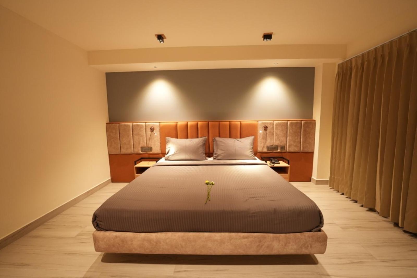 Aura Crimson Vistas Hotel Kodaikanal Værelse billede